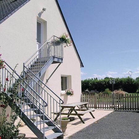 Amazing Apartment In Roz-Landrieux With Kitchen Экстерьер фото